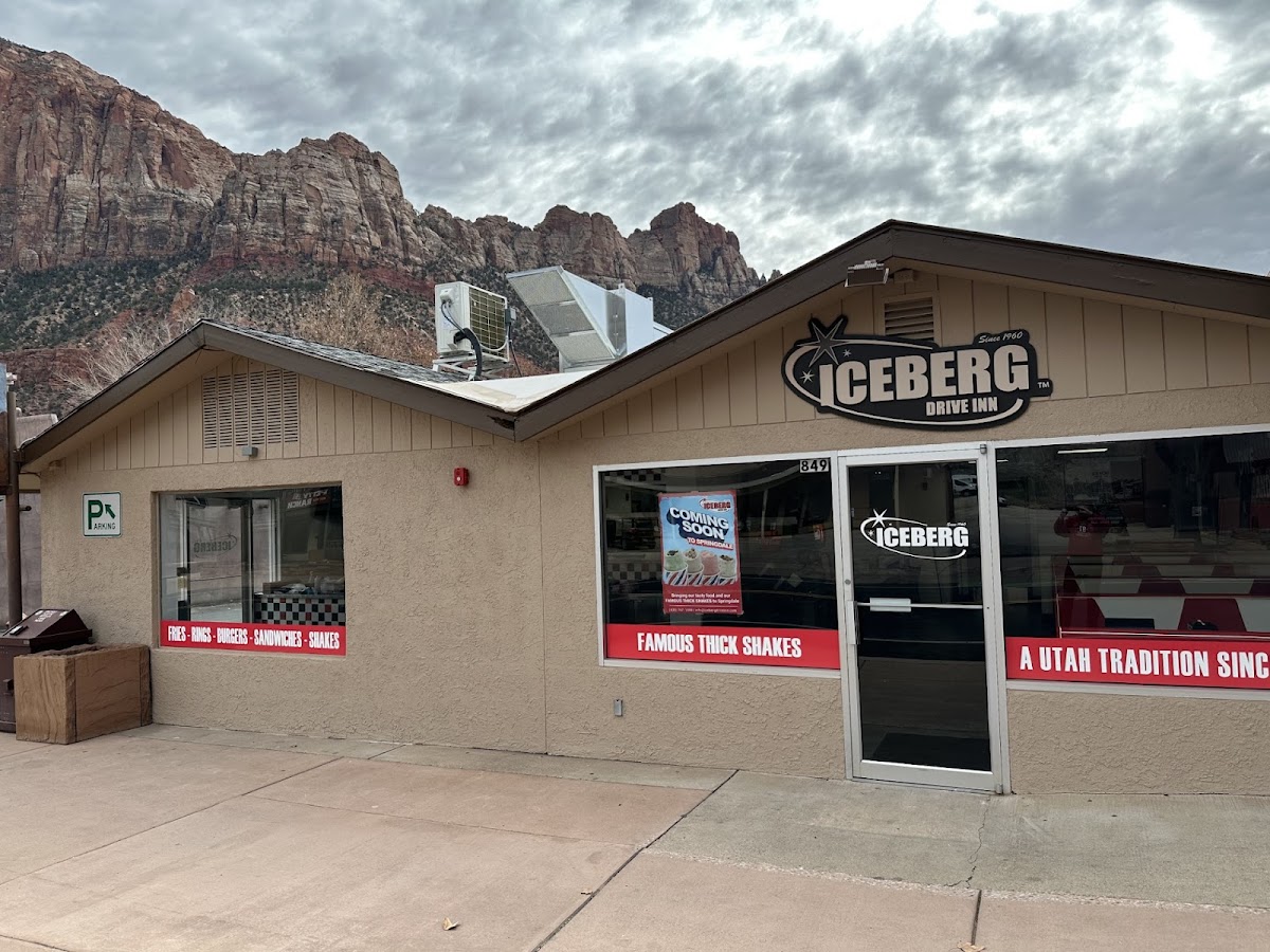 IceBerg Drive Inn - Springdale