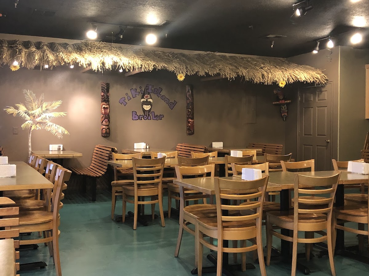 Tiki Island Broiler