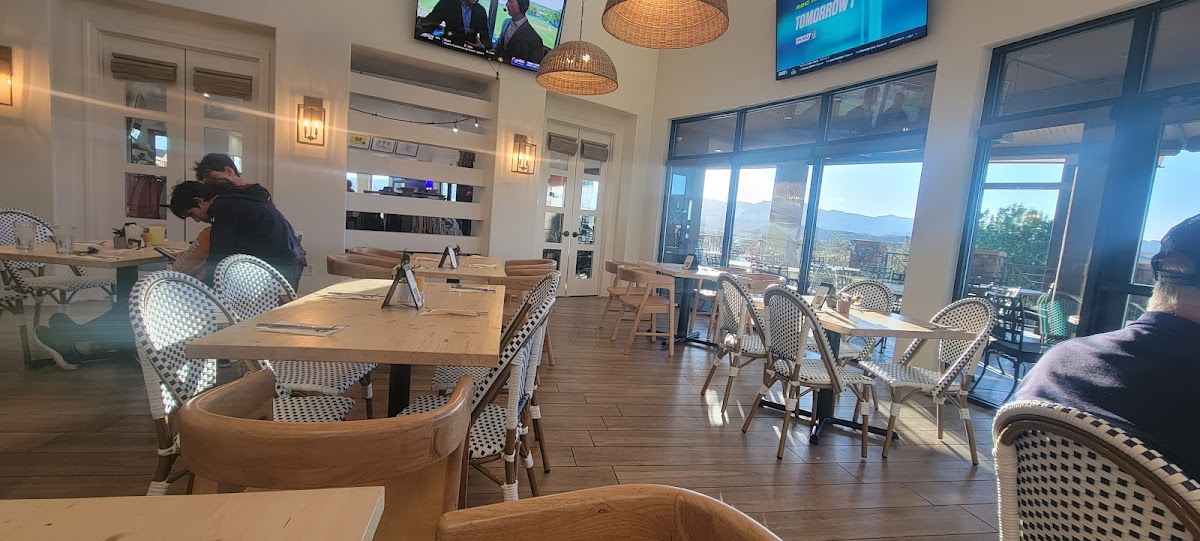Back Spin Bistro