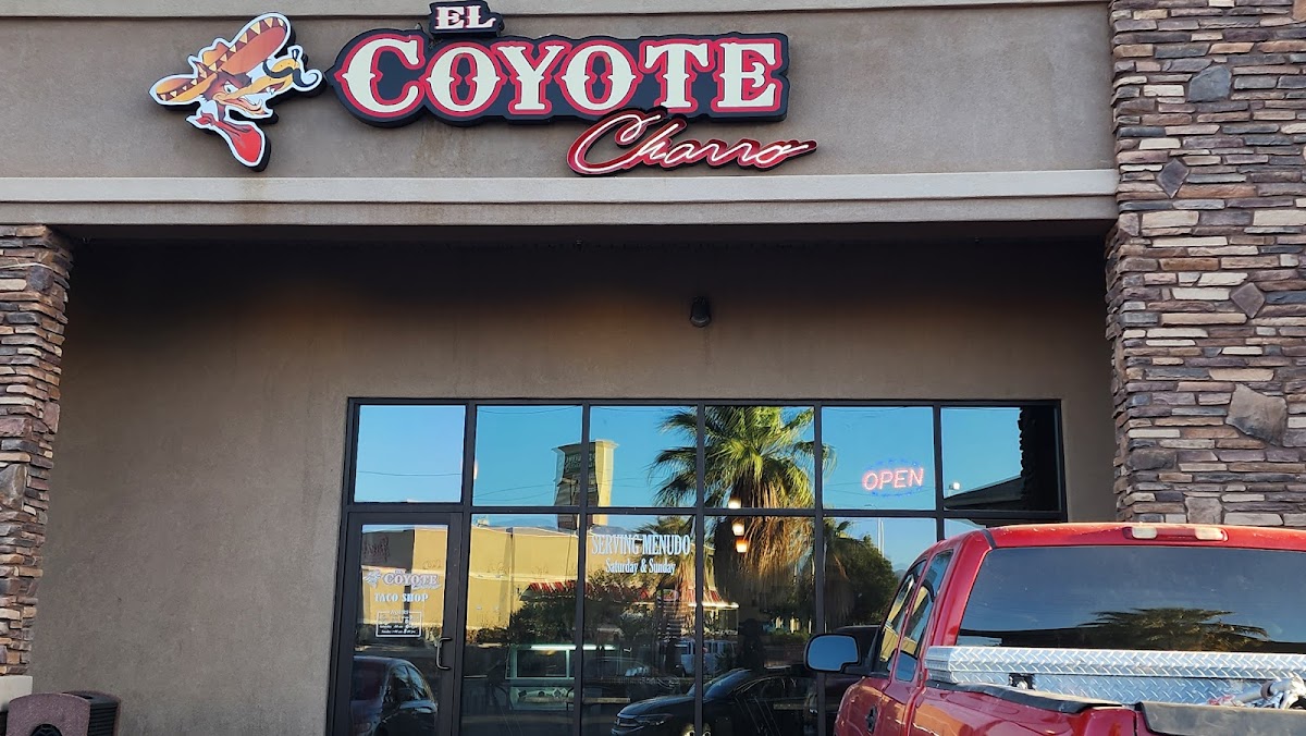 El Coyote Charro