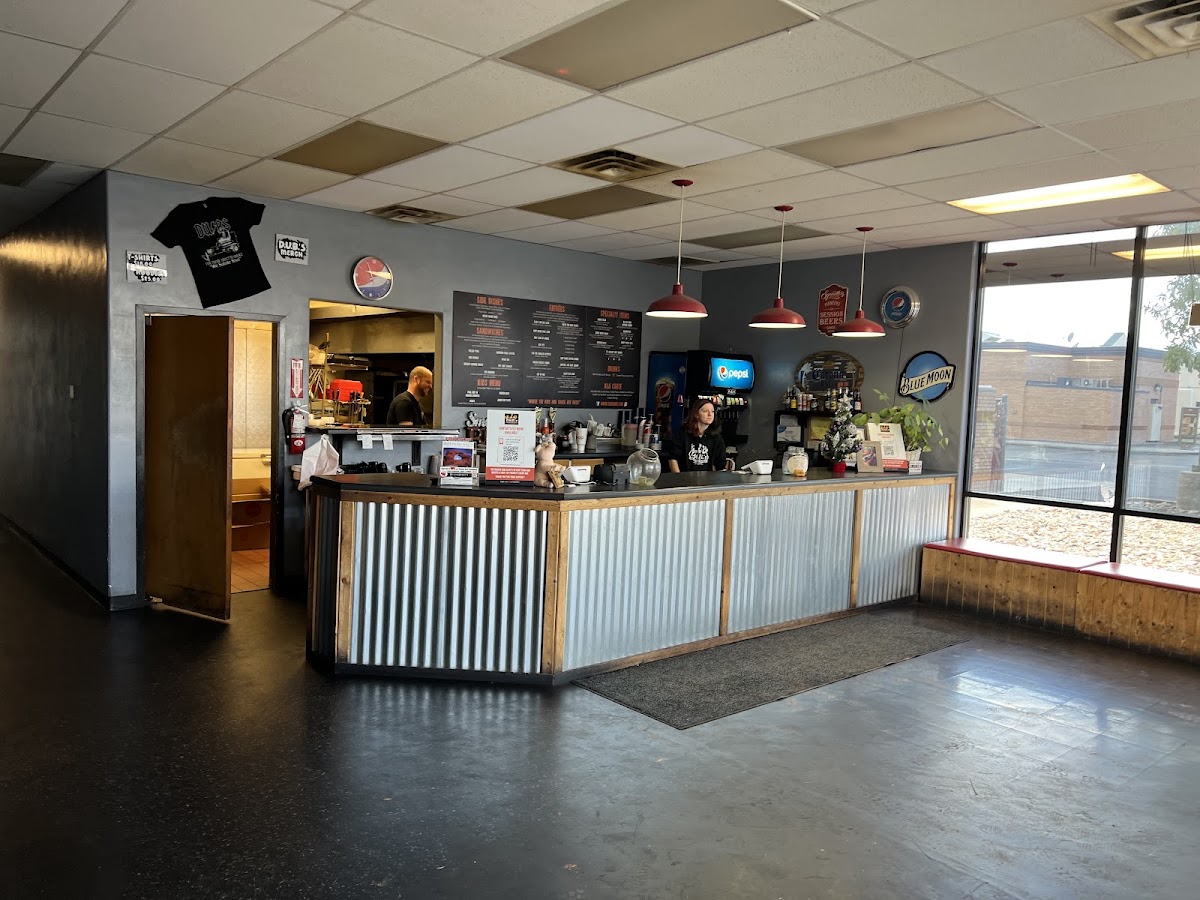 Dubs Barbecue And Catering