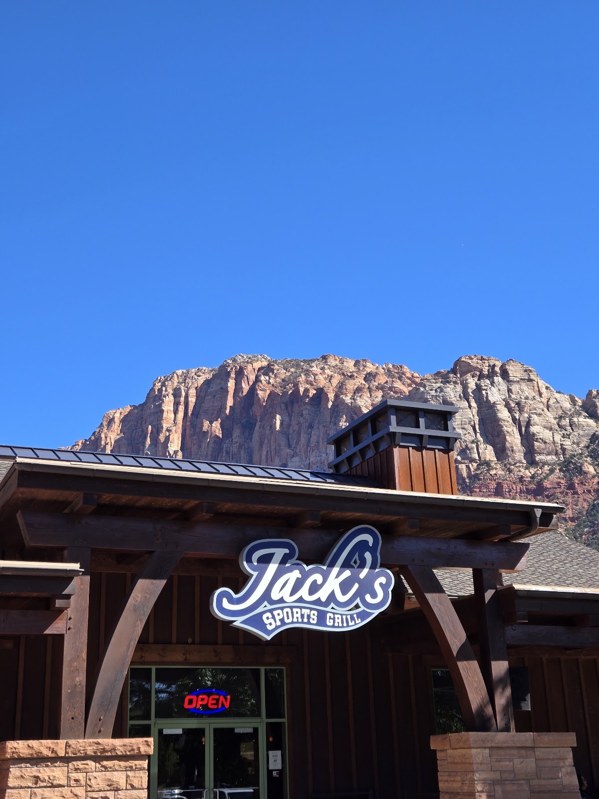Jack’s Sports Grill