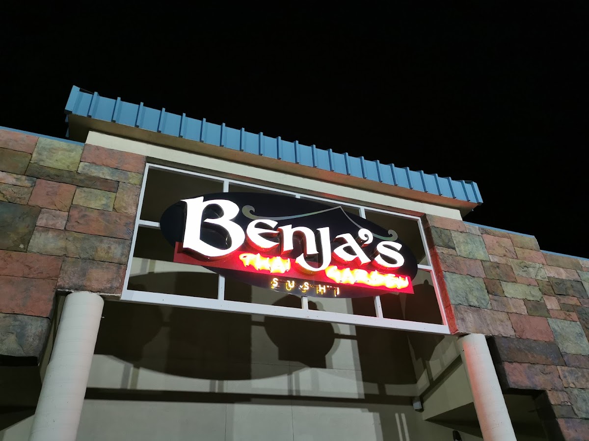 Benjas Thai And Sushi