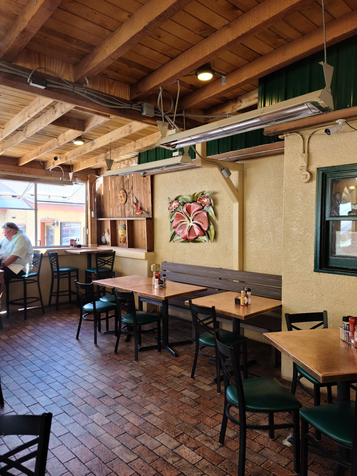 Oscar’s Cafe