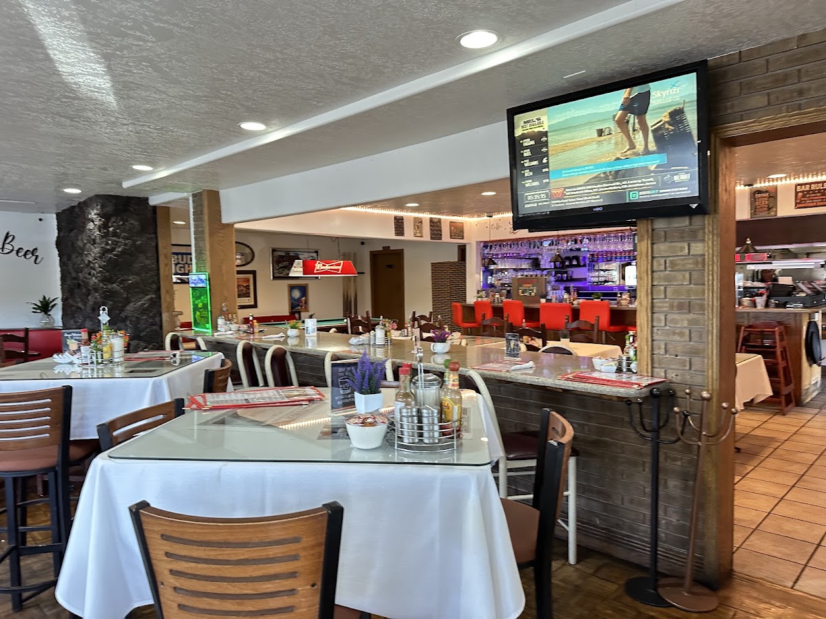 St Helen's Restaurant and Sports Bar